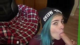 mature ebony women eating teen pussy