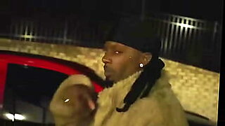 callgirl know how he like it