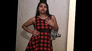 alyson westley showing her hot body and doing a blowjob for a man