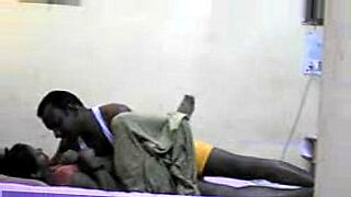 openlife girl is squirting while being tied down