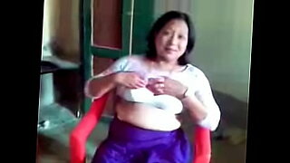 amateur bi couple sucking cock on camera at home knowyourgirlcom