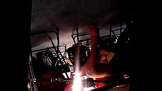 girl sucks dick video