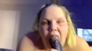 please dont leave me alone