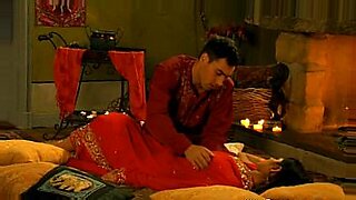 sister give pussy as brith day gift and says dont tell mom