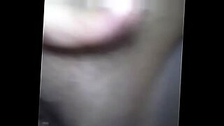 se la cojen dos tipos