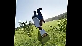 hijo toma vino con su madre al final termina follando