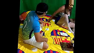 esposa obligada a follar con el amigo video real