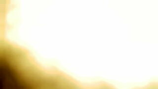 phim sex anh trai cham soc em gai o vien