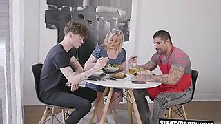 budak melayu buat burit