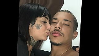 kissing girls with boys and sex