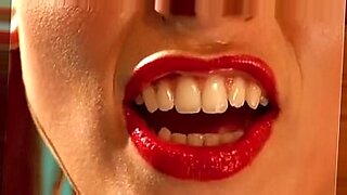 sunny leone fucking watch video youtube two men and one girl