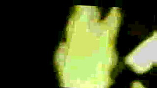 fingers solo girl