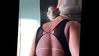 bas ffm widow tromper bar restaurant teacher secrtaire partouze adeline