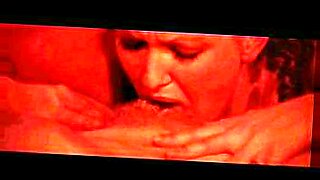رضع الثدي سكس