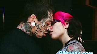 take it deep in her pussy 2