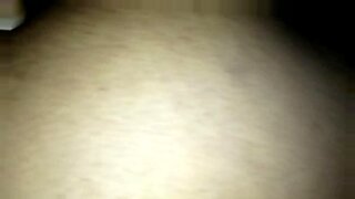 larki ka pani kasa nikalta h