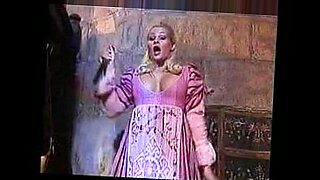 ambitions to become the stunning actress to keep improving myself every day what drives me wild