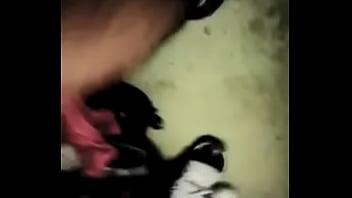 jefe borracho se folla ala empleada sirvienta latina amateurs
