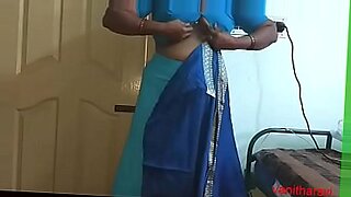 busty indian aunty striping saree sexy