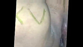 marido da renata chama o amigo para tranzar com a esposa renata porno
