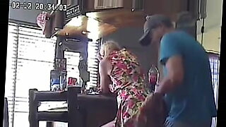 batang pinay kinantot ng matabang kano sa banyo