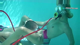 beach flash she lock cock5