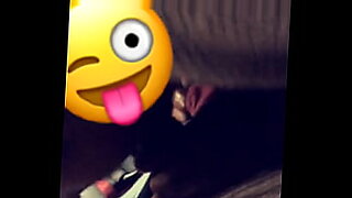 dee does a great blowjob