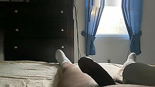 mom sleeping his put penis in her mouth