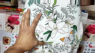 رضع الثدي سكس