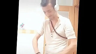 husband eat is cum from the pussy