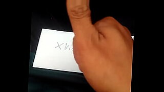 18 years girl having first time sex