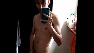 nude ngentot di wc
