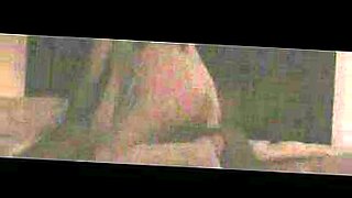 videos evidentes sobre virgenes rompiendo el himen en pleno sexo y limpiando la sangre