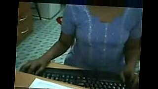 touch tits en bus
