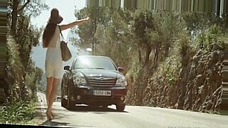 guy sucks dick in car