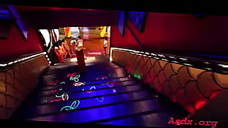 iyot sa internet cafe