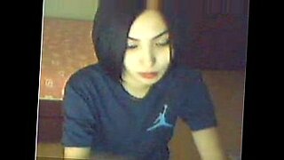 amateur black girl fucks in big white cock