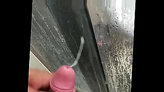 girl farts in bath tube