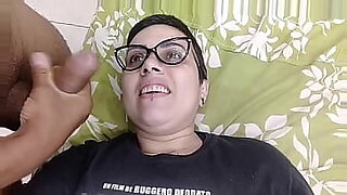xxx girl mistarbating get water from pussy