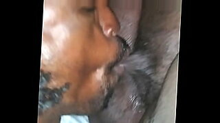 horny old man eat grandma pussy out