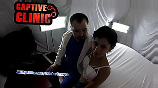 xxx in public bus touch