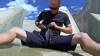 lesbian drunk pissing