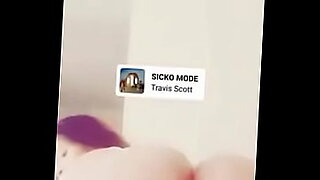 sunny leone playing with her tits and pussy in the