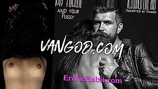 Threesome eatingpussy