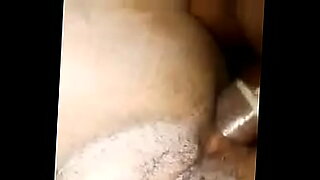 llora cuando le hacen la cola