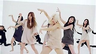 18 years girl seel tod video