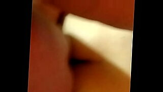 madres pilladas masturbandose y queriendo tener sexo con los hijo