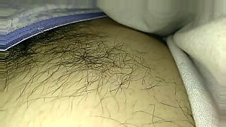 novinha do quadril largado