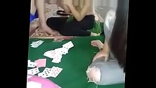 follo con mama cuando papa no esta