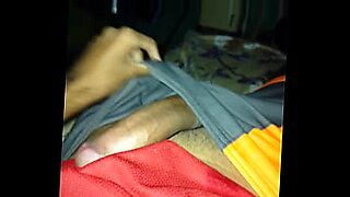 my roommate and friend cums on my gfs soles